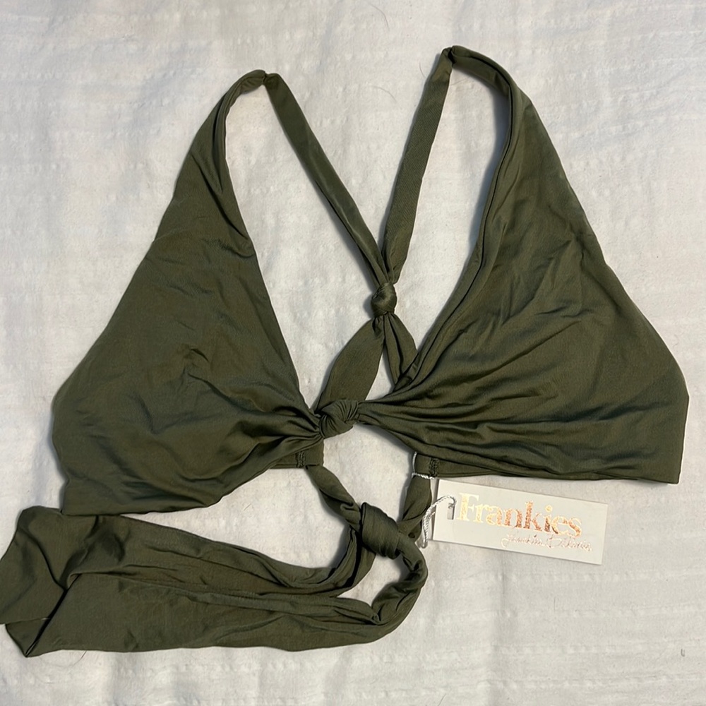 NWT Frankie’s Bikinis Bikini Top